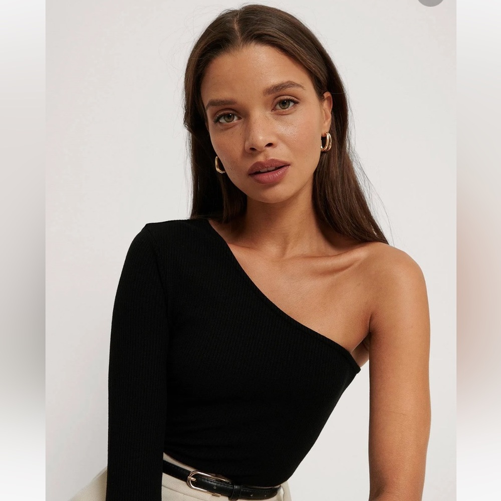Zara black ribbed one shoulder top